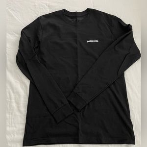 NWT Patagonia graphic long sleeve tee